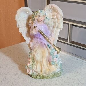 Angel Knick Knack figurine